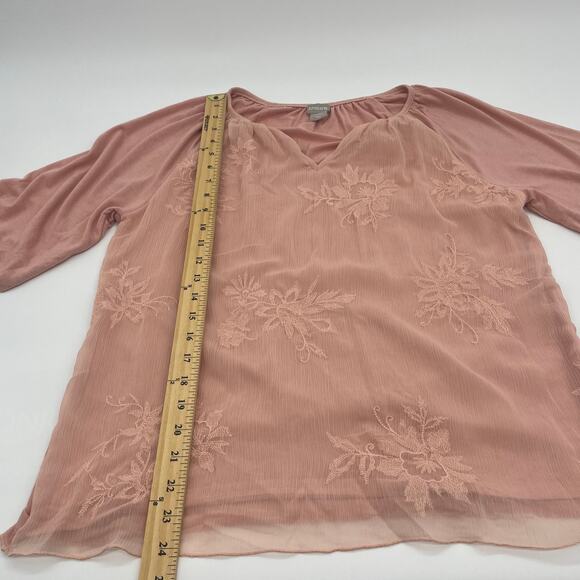 CHICO's Shirt Floral Embroidered Mesh Overlay Top 3/4 Sleeve Women's Sz 1 US M - Picture 6 of 7